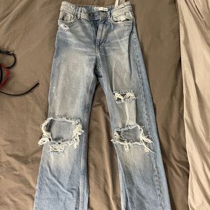 ZARA baggy ripped jeans